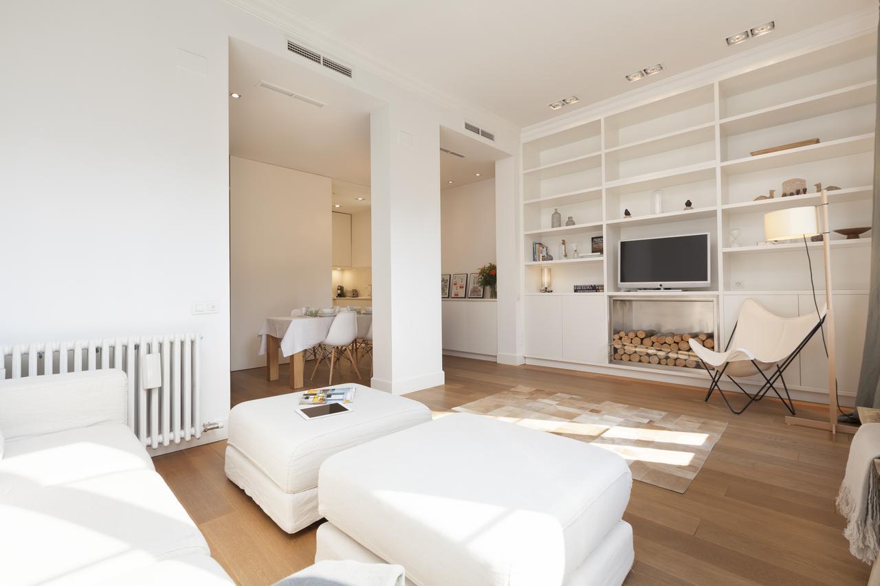 바르셀로나 Click&Flat Luxury Sant Joan 아파트 외부 사진